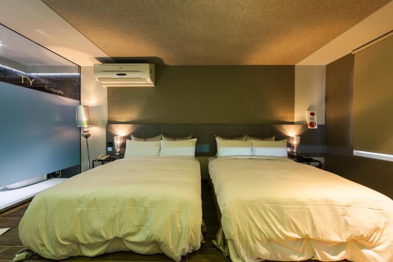 Ty Motel Taoyuan Extérieur photo